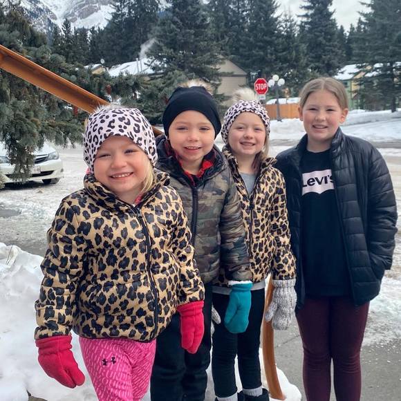 Meet your Posher, Erin - Picture 1 of 1